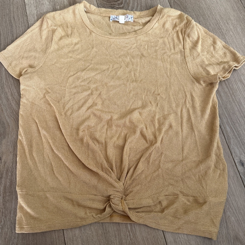Pink Republic Juniors Short Sleeve Knot Front Tee Gold XL Stretch Rayon Blend‎